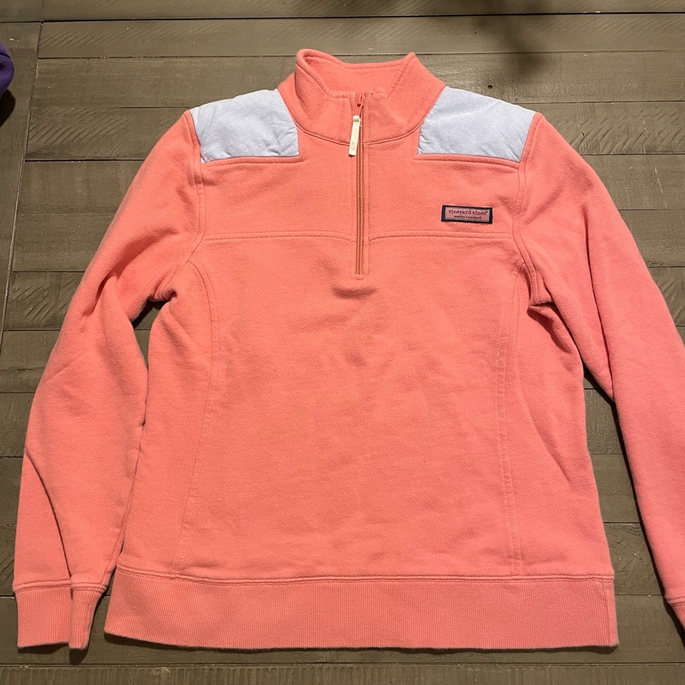 Vineyard Vines 1/2 zip Salmon colored Swearshirt